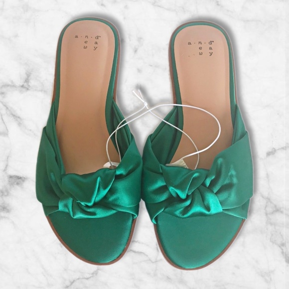 wide width slide sandals